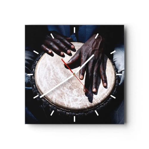 Zegar ścienny - Ręce grające na bębnie djembe w dynamicznej kompozycji - 30x30cm - Żyj w swoim rytmie - Nowoczesna dekoracja ścienna do salonu i sypialni ARTTOR