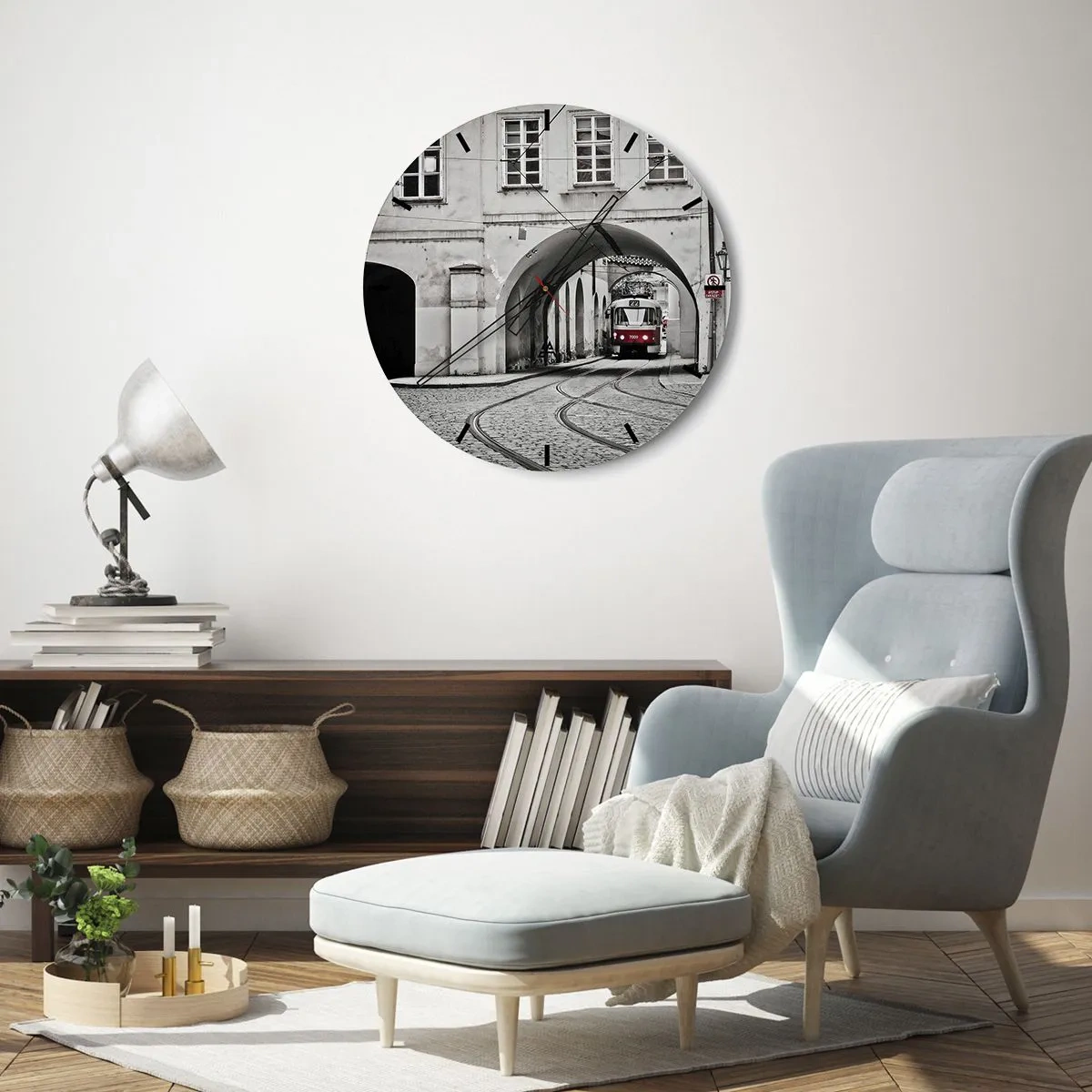 Zegar ścienny - Przez miejski labirynt - 30x30 cm