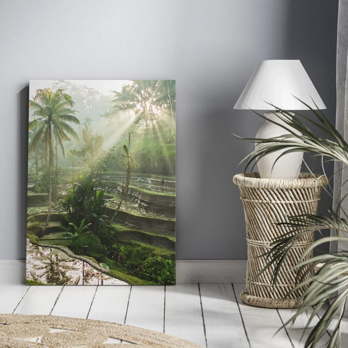 Obraz na płótnie - Tropikalne tarasy ryżowe o poranku - 50x70cm - Dorastać w słońcu - Nowoczesna dekoracja ścienna do salonu, kuchni i sypialni ARTTOR