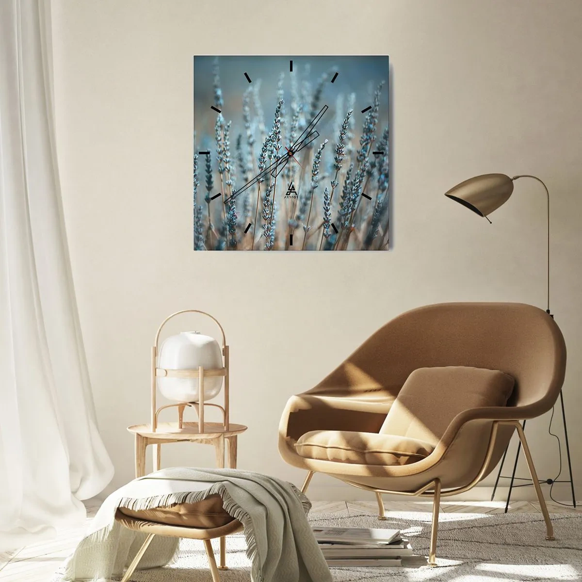 Zegar ścienny - Lawenda na polu w subtelnej pastelowej tonacji - 30x30cm - Pachnący łan - Nowoczesna dekoracja ścienna do salonu i sypialni ARTTOR