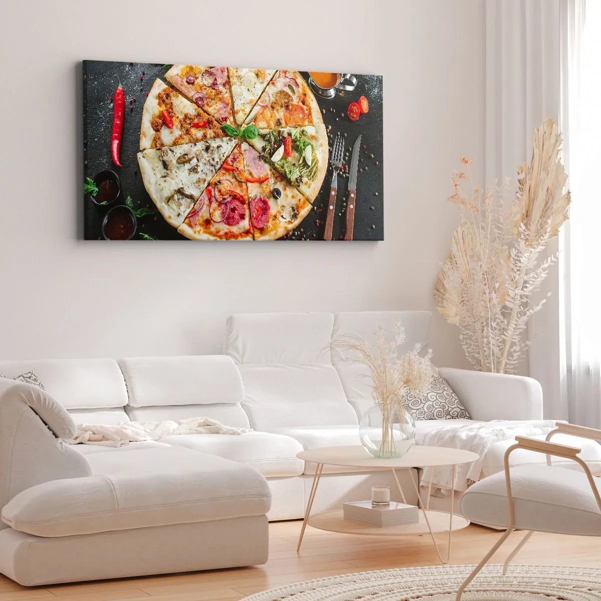 Obraz na płótnie - Pizza w różnych smakach na tle z dodatkami - 120x50cm - Wachlarz smaków - Nowoczesna dekoracja ścienna do salonu i sypialni ARTTOR
