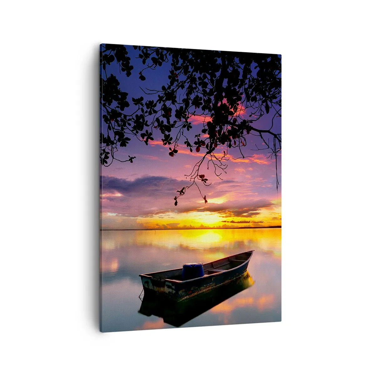 Obraz na płótnie - Samotna łódź na spokojnym jeziorze o zachodzie słońca - 50x70cm - "Zdajesz się wisieć w środku niebokręga…" - Nowoczesna dekoracja ścienna do salonu, kuchni i sypialni ARTTOR