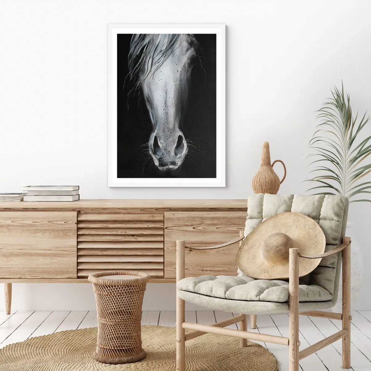 Plakat w białej ramie - Uwodzicielskie spojrzenie - 50x70 cm