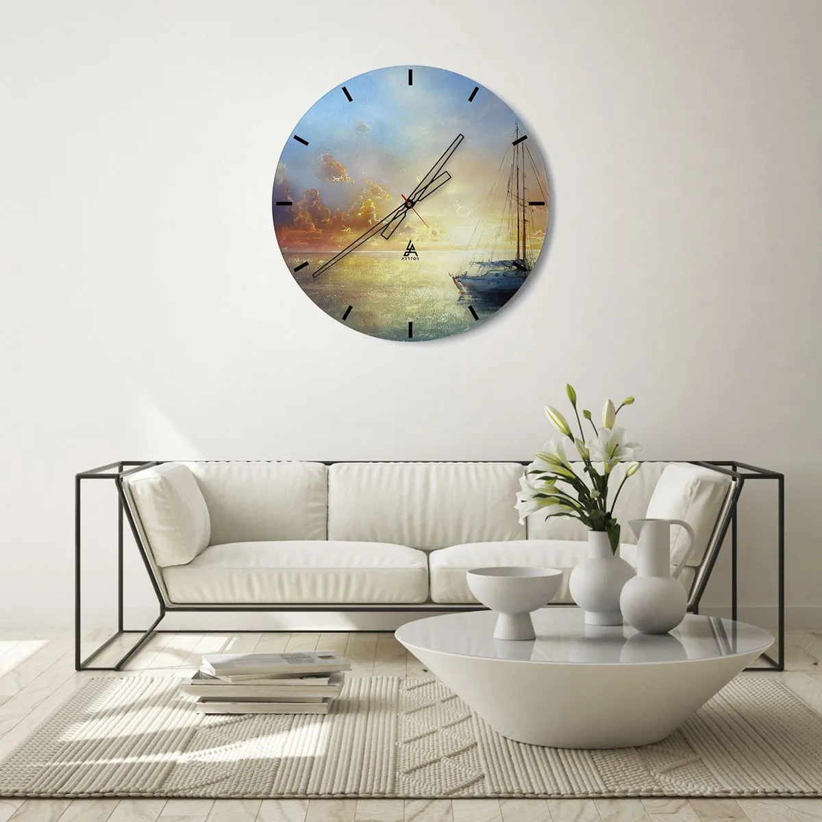 Zegar ścienny - Żaglówka na morzu podczas zachodu słońca - 30x30cm - W złotej zatoce - Nowoczesna dekoracja ścienna do salonu, kuchni i sypialni ARTTOR