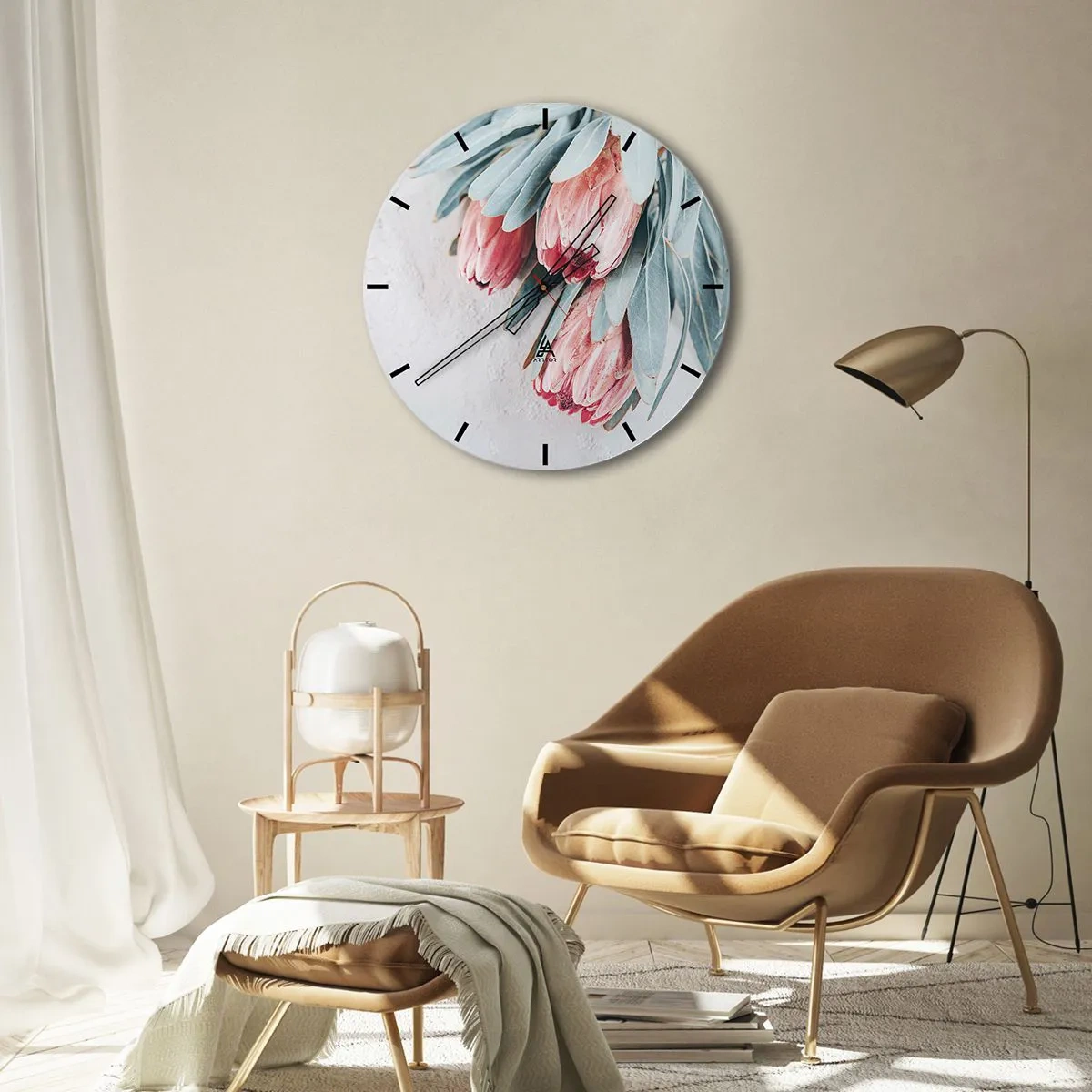 Zegar ścienny - Zawstydzone własną urodą - 30x30 cm