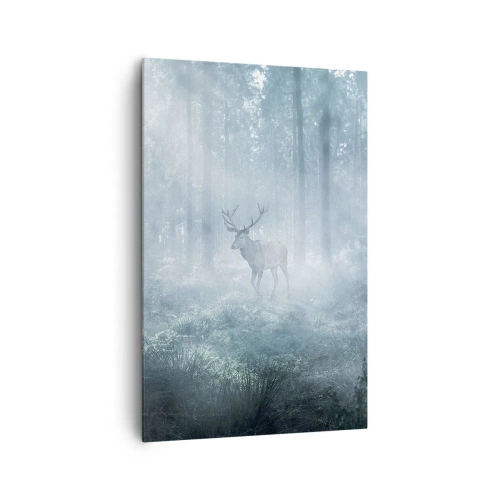 Obraz na płótnie - Jeleń w gęstym lesie spowitym poranną mgłą - 80x120cm - Poranny obchód włości - Nowoczesna dekoracja ścienna do salonu i sypialni ARTTOR