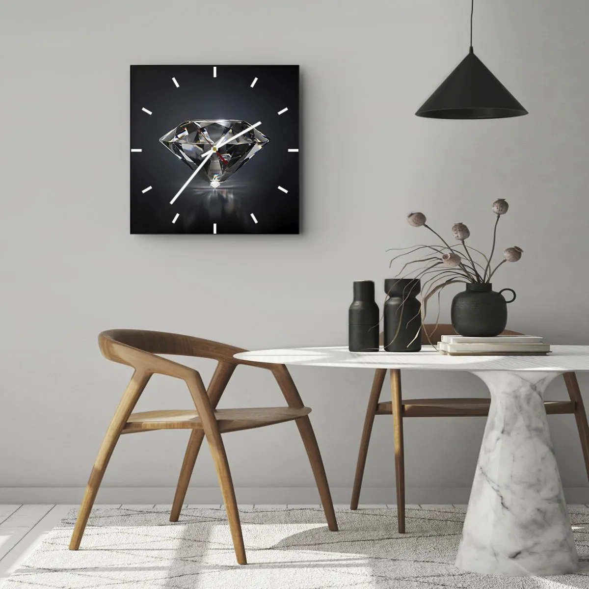 Zegar ścienny - Diament na ciemnym tle w artystycznym ujęciu - 30x30cm - Best girls friend - Nowoczesna dekoracja ścienna do salonu i sypialni ARTTOR