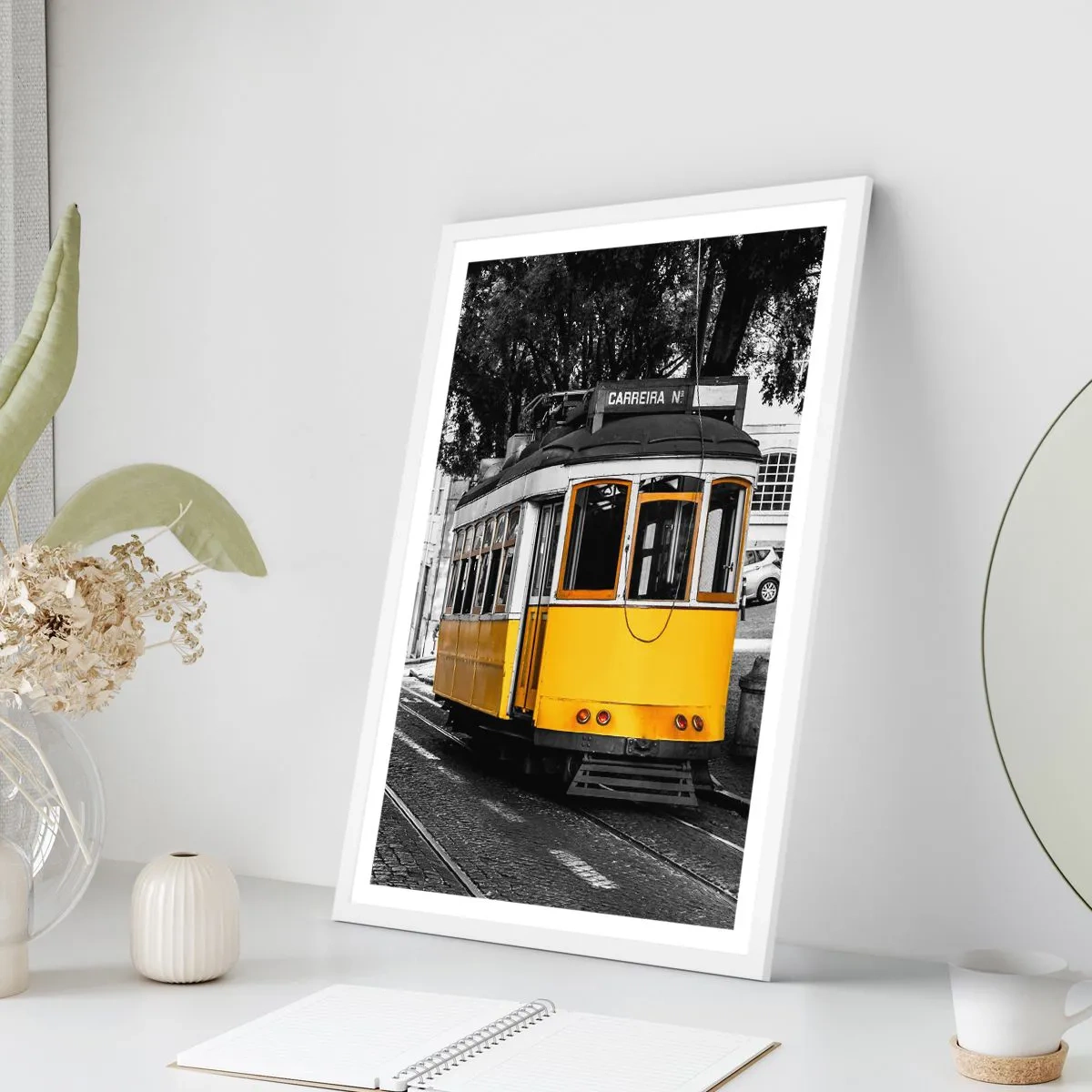 Plakat w białej ramie - I fado w tle - 70x100 cm