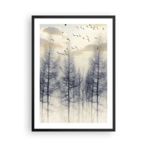 Plakat w czarnej ramie - Mglisty las z wysokimi drzewami i lecącymi ptakami o poranku - 50x70cm - Duchy lasu - Nowoczesna dekoracja ścienna do salonu i sypialni ARTTOR