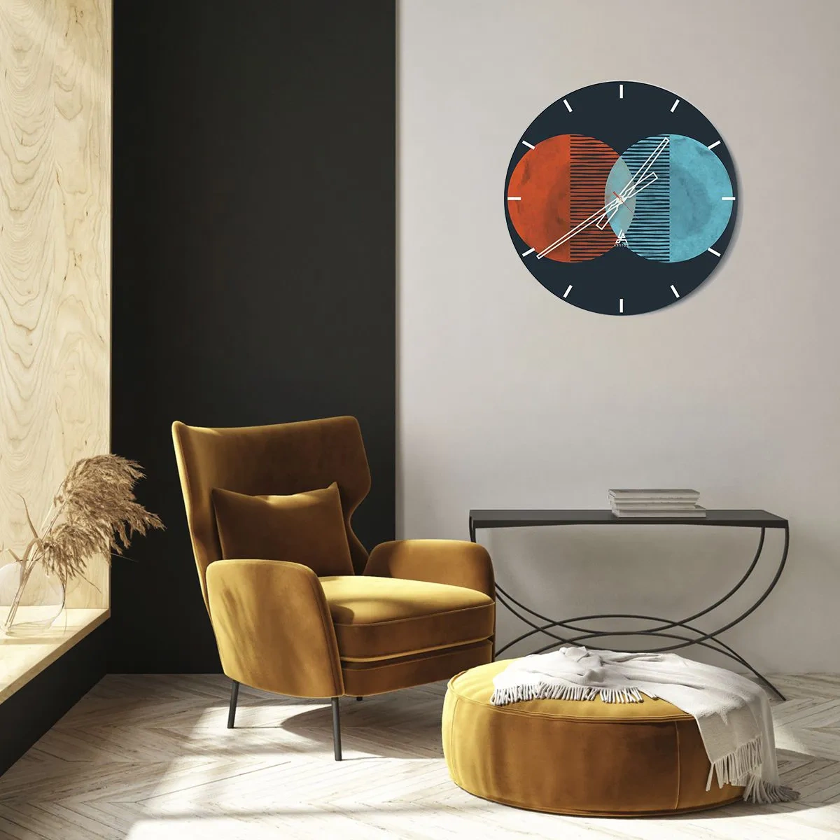 Zegar ścienny - Zbliżenie na złote liście palmowe tworzące geometryczny wzór - 30x30cm - Astronomiczna fantazja - Nowoczesna dekoracja ścienna do salonu, kuchni i sypialni ARTTOR