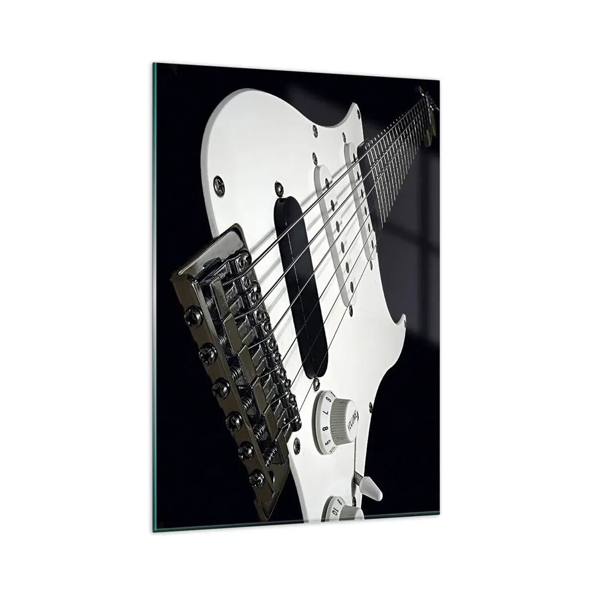 Obraz na szkle - Biała gitara elektryczna w zbliżeniu na czarnym tle. - 80x120cm - Ukryty w bieli dźwięk - Nowoczesna dekoracja ścienna do salonu i sypialni ARTTOR