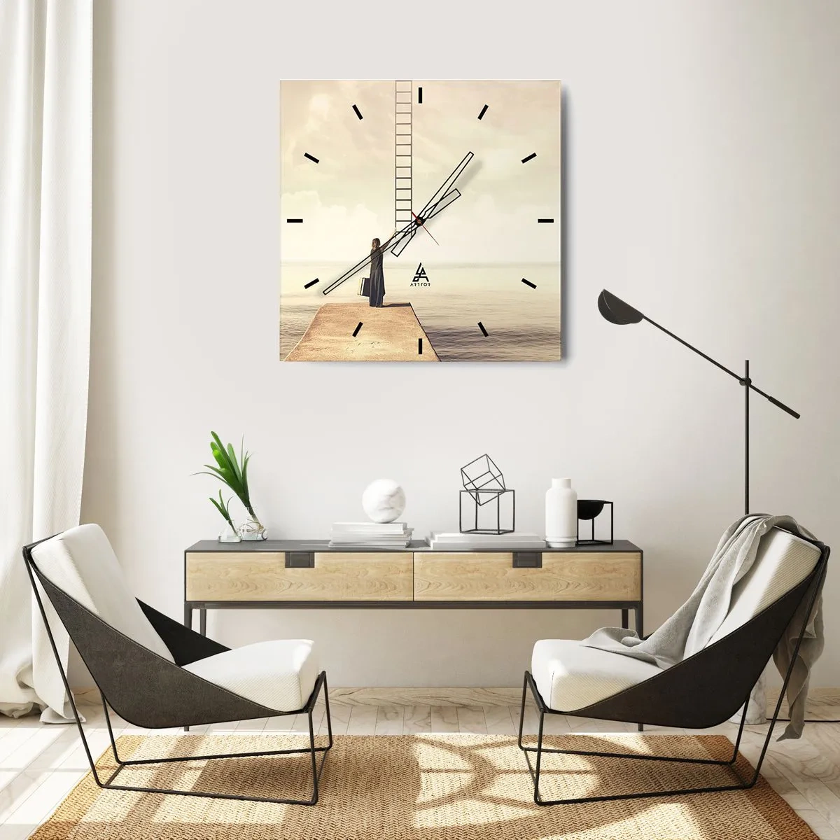 Zegar ścienny - Kobieta stojąca na molo z drabiną prowadzącą w niebo - 30x30cm - Magiczna podróż - Nowoczesna dekoracja ścienna do salonu i sypialni ARTTOR
