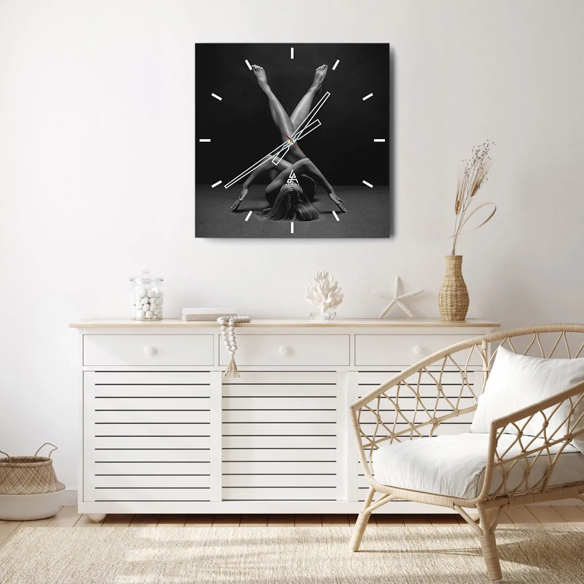 Zegar ścienny - Geometria nagości - 40x40 cm