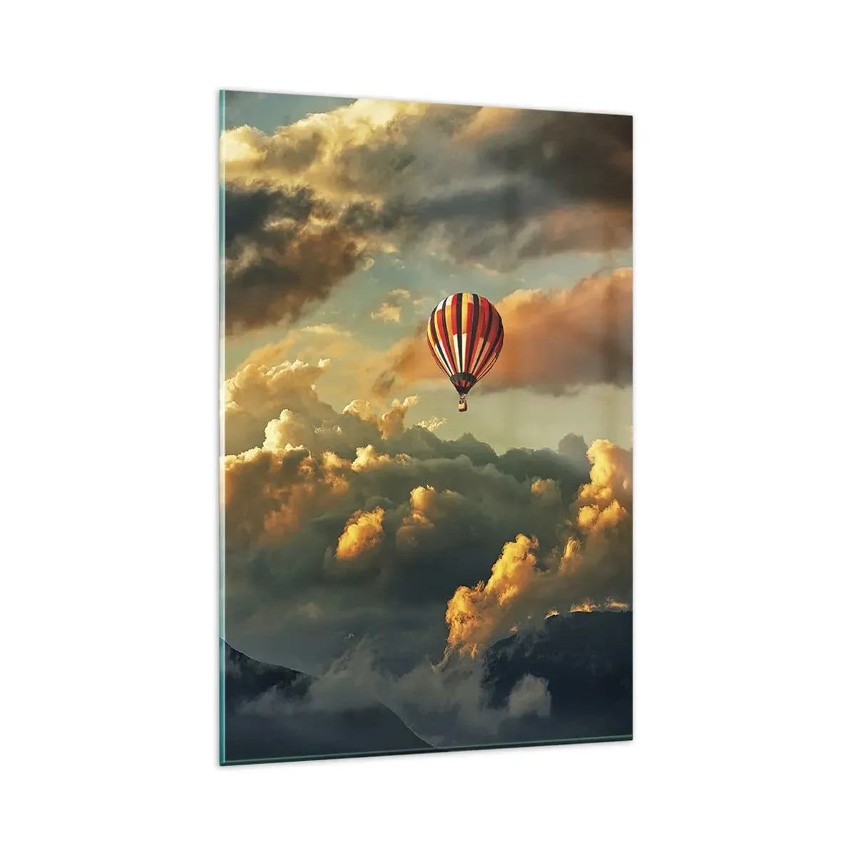 Obraz na szkle - Balon na tle dramatycznych chmur - 80x120cm - Lecę, bo chcę - Nowoczesna dekoracja ścienna do salonu i sypialni ARTTOR