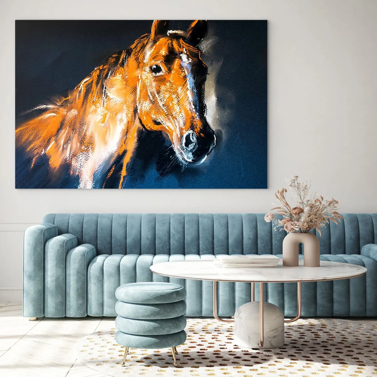 Obraz na szkle - Portret konia w intensywnych odcieniach brązu na ciemnym tle - 70x50cm - To co, jedziesz? - Nowoczesna dekoracja ścienna do salonu i sypialni ARTTOR