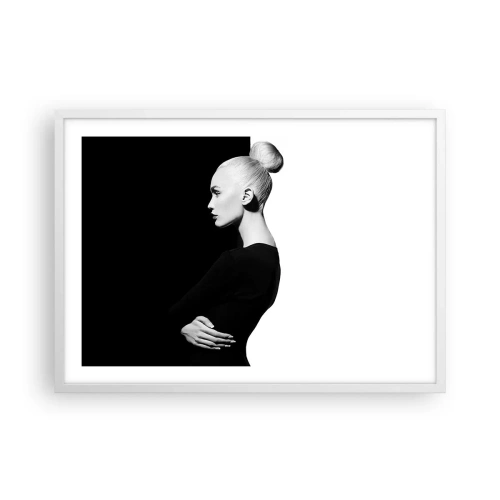 Plakat w białej ramie - Po prostu kobieta - 70x50 cm
