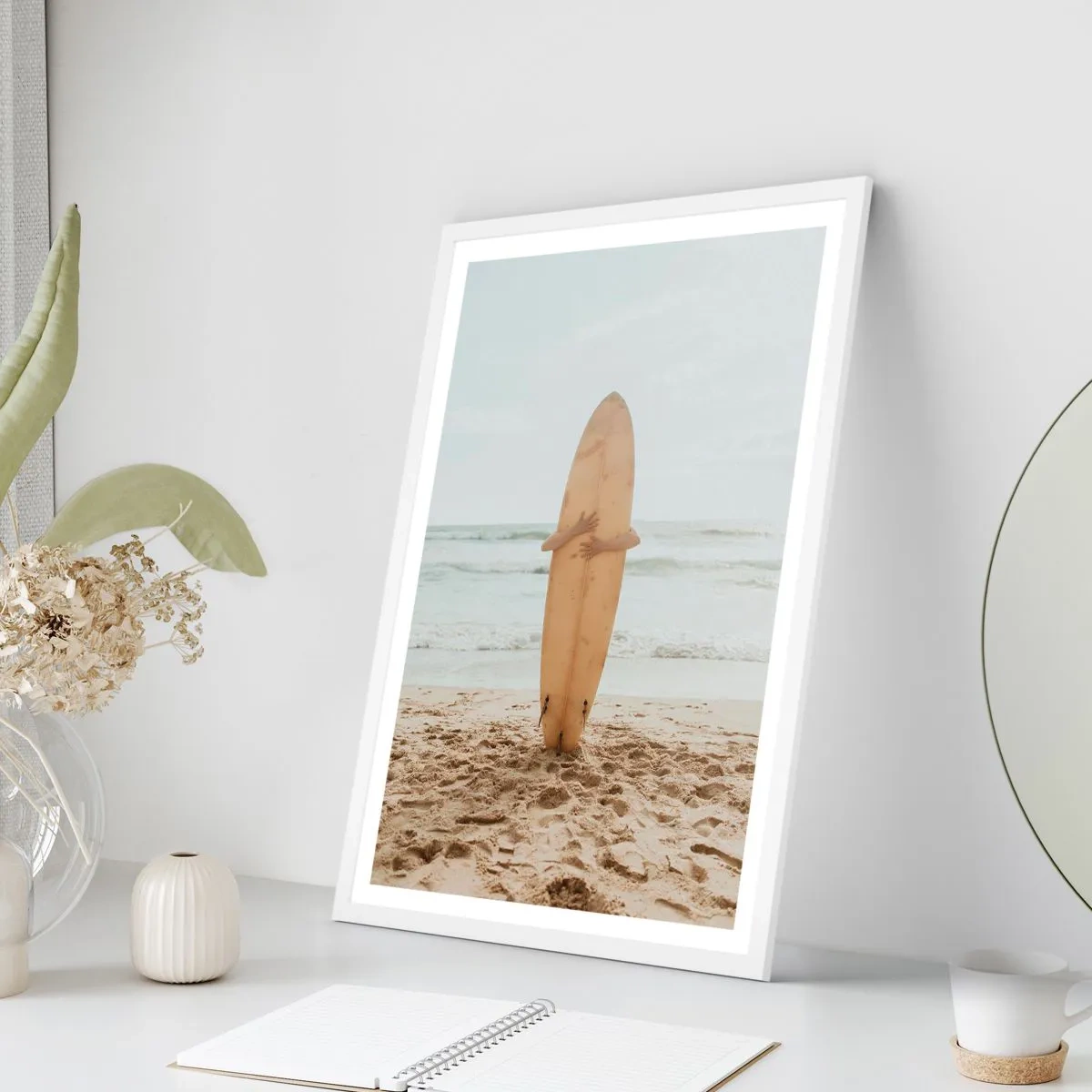 Plakat w białej ramie - Z miłości do fal - 61x91 cm