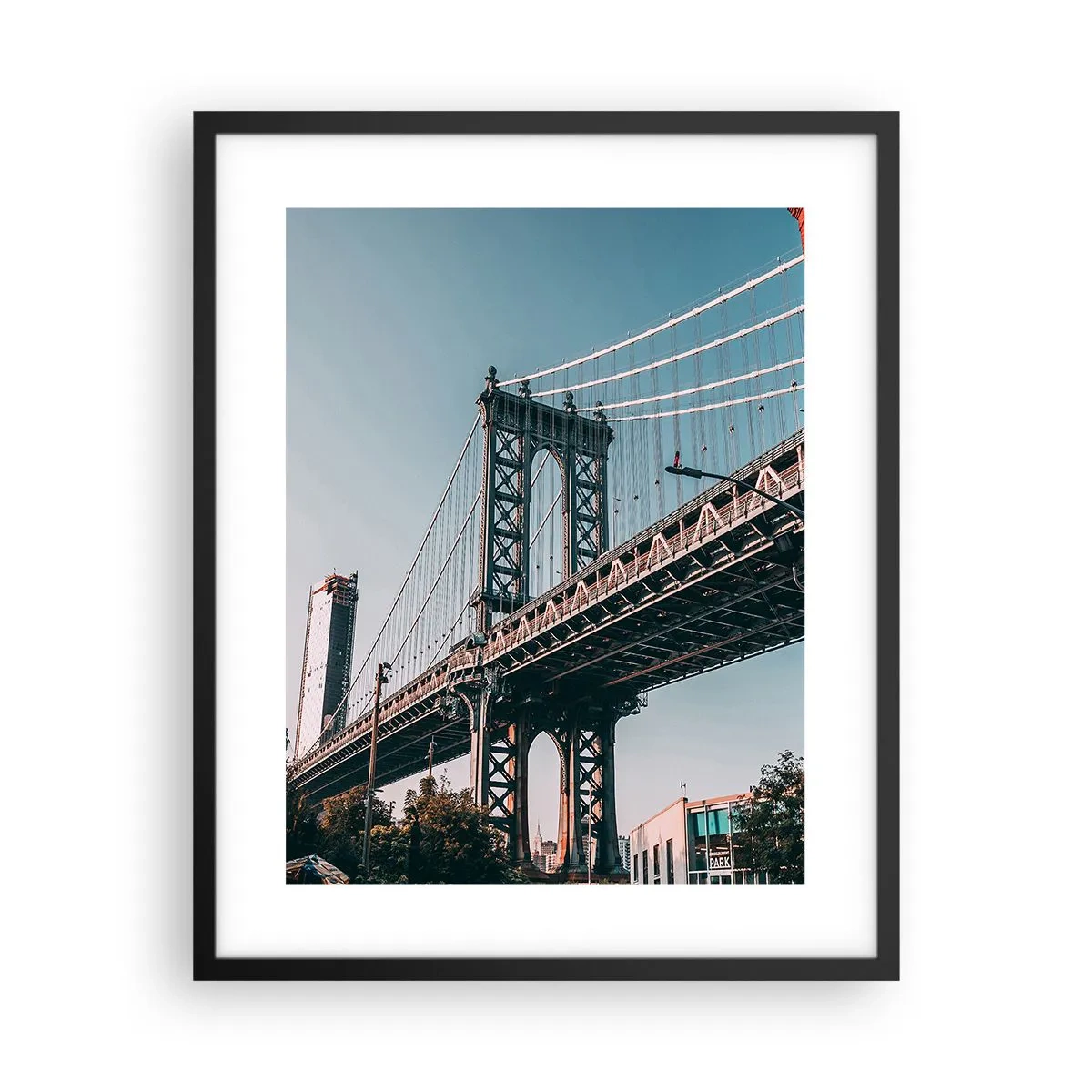 Plakat w czarnej ramie - Nad falami miasta - 40x50 cm