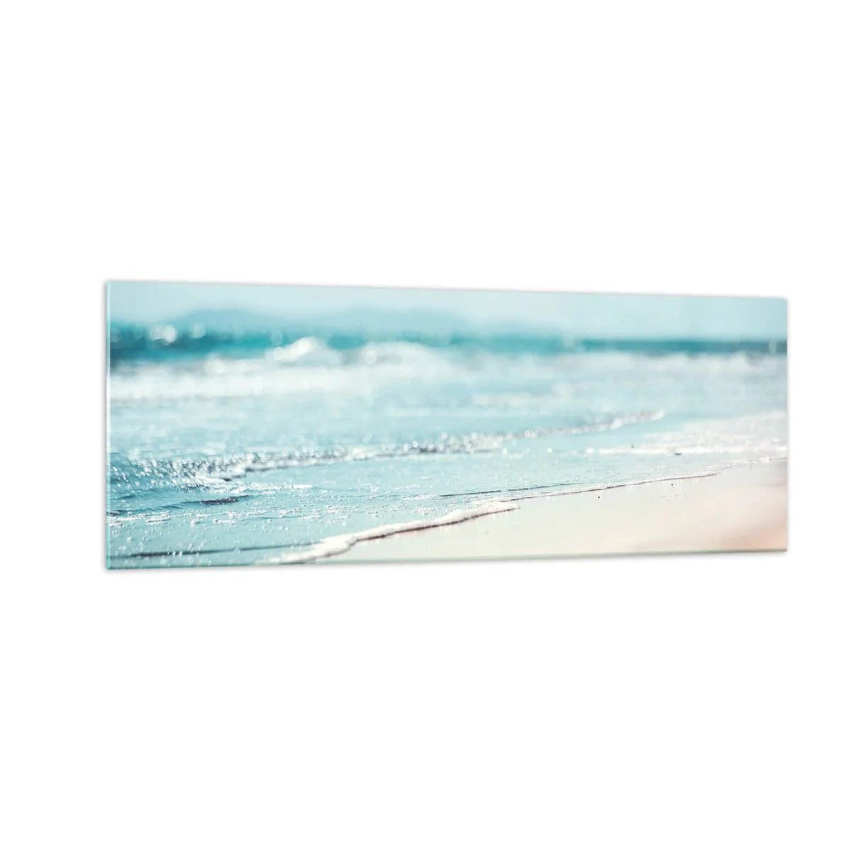 Obraz na szkle - Delikatne fale oceanu na piaszczystej plaży - 140x50cm - Ciepło i szum - Nowoczesna dekoracja ścienna do salonu i sypialni ARTTOR