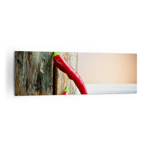 Obraz na płótnie - Dwie czerwone papryczki chili na drewnianym tle z rustykalnym akcentem - 160x50cm - Red hot chili peppers - Nowoczesna dekoracja ścienna do salonu i sypialni ARTTOR