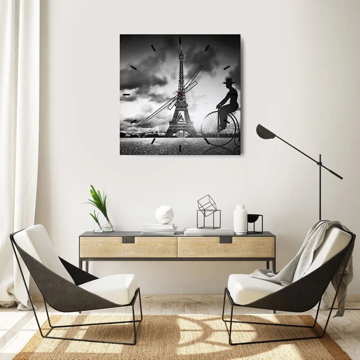 Zegar ścienny - Czarno-biały obraz z rowerem retro i wieżą Eiffla w tle - 30x30cm - Tęsknota do Belle Epoque - Nowoczesna dekoracja ścienna do salonu i sypialni ARTTOR