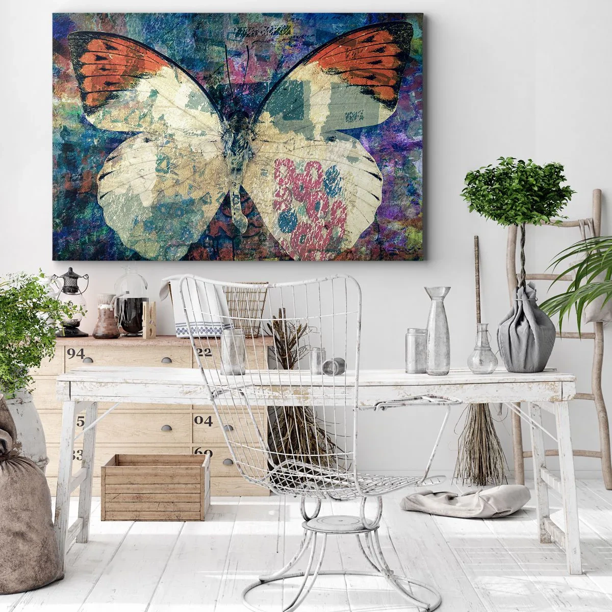 Obraz na płótnie - Motyl w abstrakcyjnym artystycznym tle z kolorowymi detalami - 120x80cm - Subtelna kruchość - Nowoczesna dekoracja ścienna do salonu, kuchni i sypialni ARTTOR