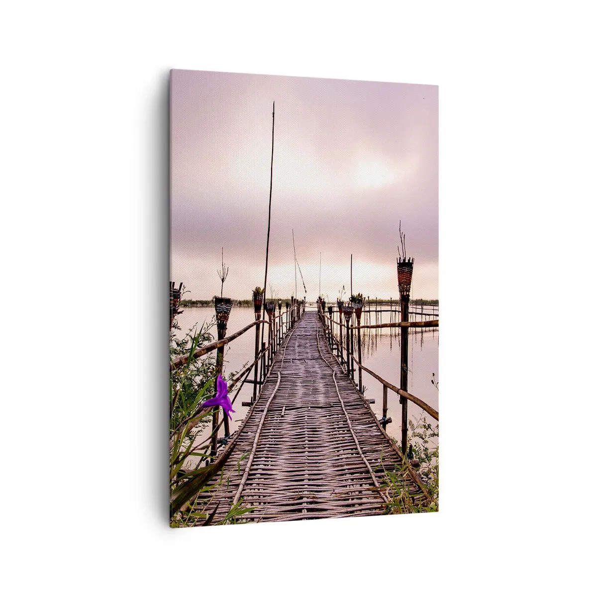Obraz na płótnie - Bambusowy most na wodzie o świcie - 80x120cm - Spokój i cisza Azji - Nowoczesna dekoracja ścienna do salonu i sypialni ARTTOR