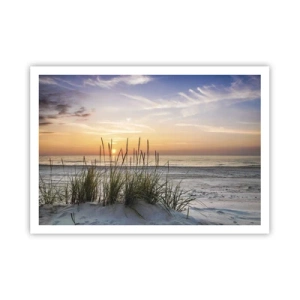 Plakat - Piaszczysta plaża o zachodzie słońca z trawami w tle - 100x70cm - Popatrz, pomyśl, poczuj - Nowoczesna dekoracja ścienna do salonu i sypialni ARTTOR