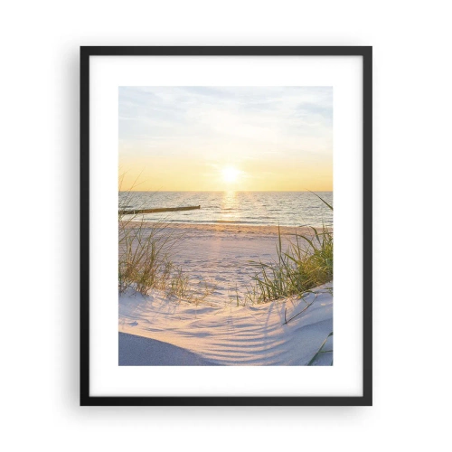 Plakat w czarnej ramie - Morza szum, ptaków śpiew, dzika plaża pośród traw… - 40x50 cm