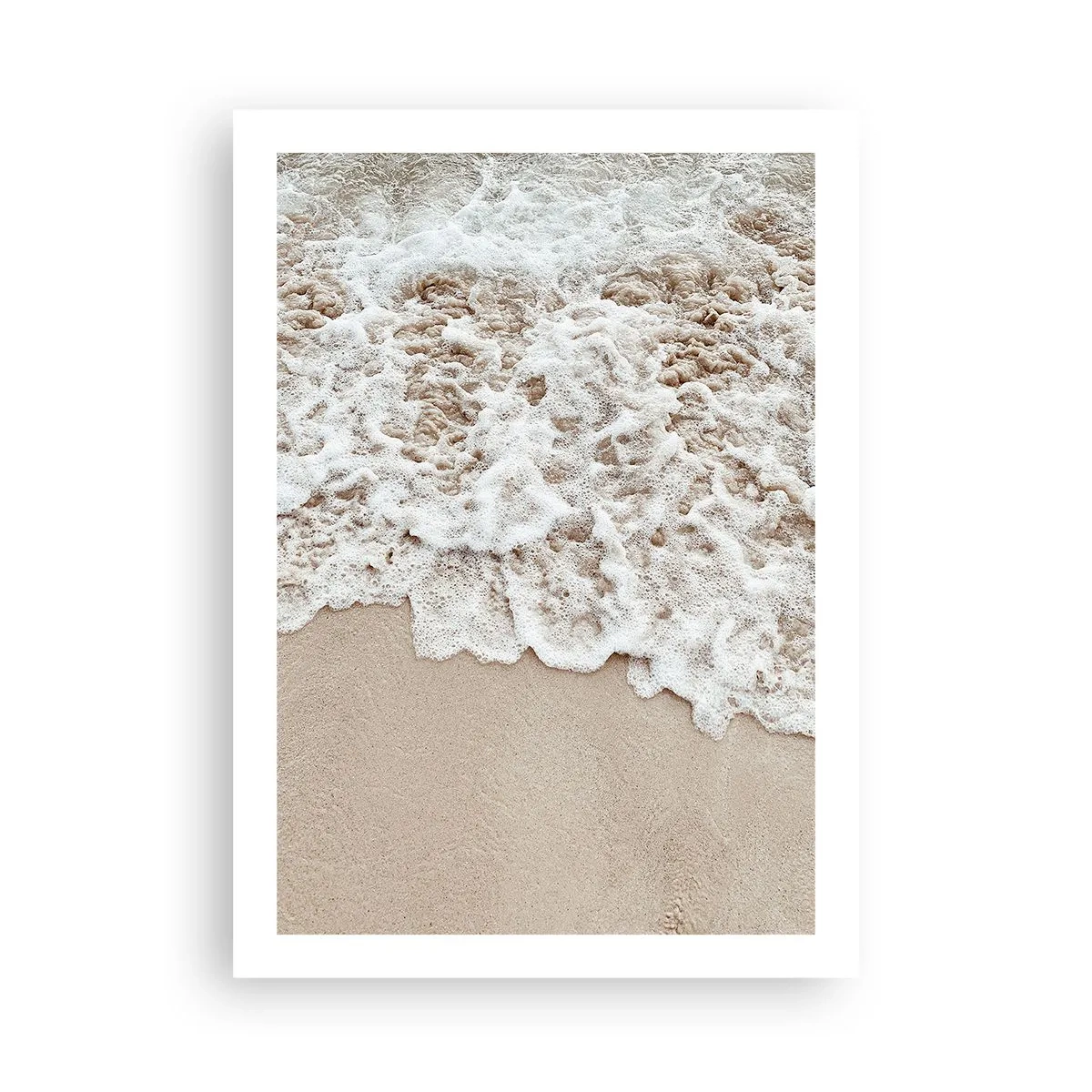 Plakat - Delikatne fale rozbijające się o piasek plaży - 50x70cm - Zaraz wracam - Nowoczesna dekoracja ścienna do salonu, kuchni i sypialni ARTTOR