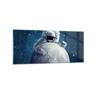 Obraz na szkle - Astronauta trzymający księżyc na tle rozgwieżdżonego nieba - 120x50cm - Kosmiczny żartowniś - Nowoczesna dekoracja ścienna do salonu i sypialni ARTTOR