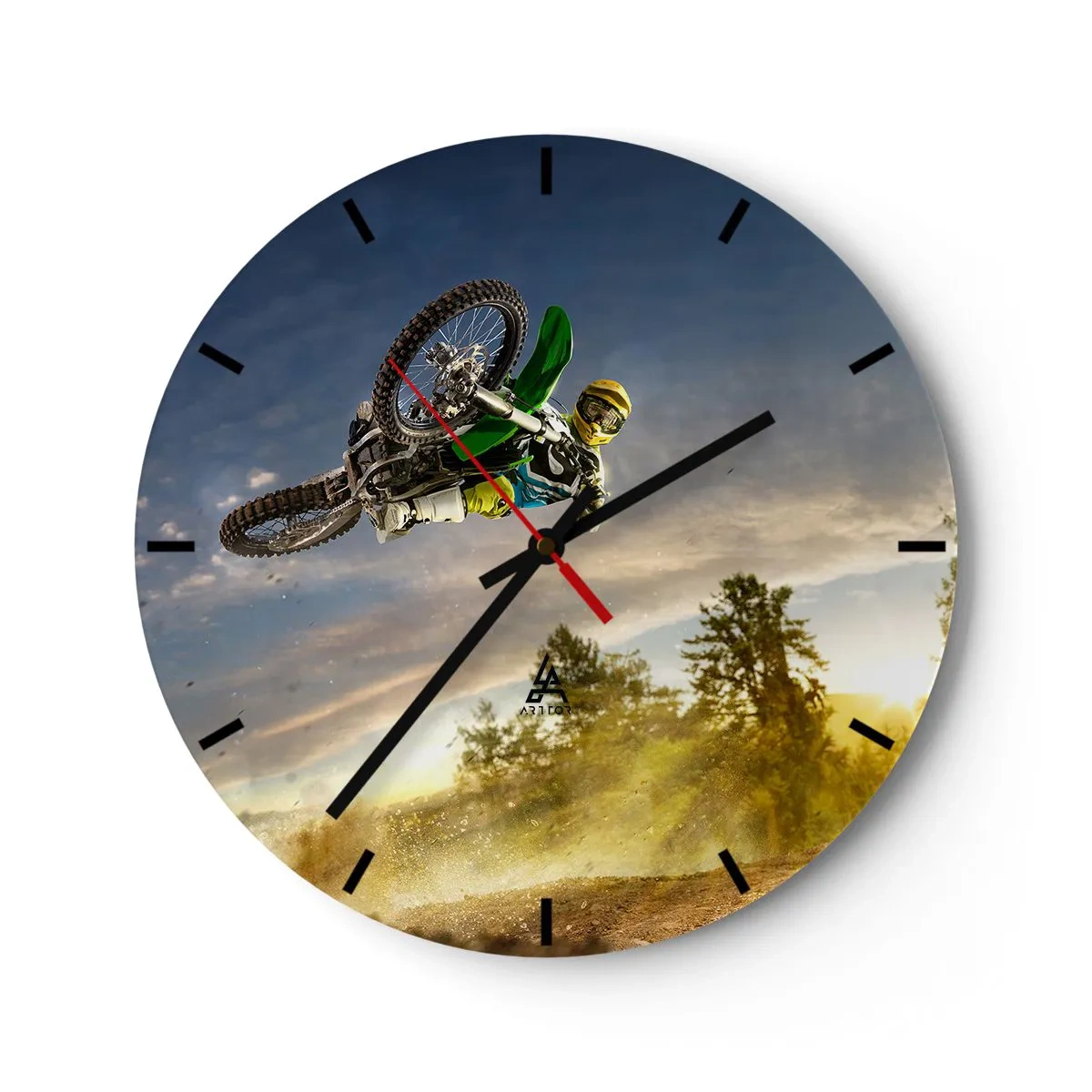 Zegar ścienny - Motocross na tle zachodzącego słońca - 30x30cm - Włącz emocje! - Nowoczesna dekoracja ścienna do salonu, kuchni i sypialni ARTTOR
