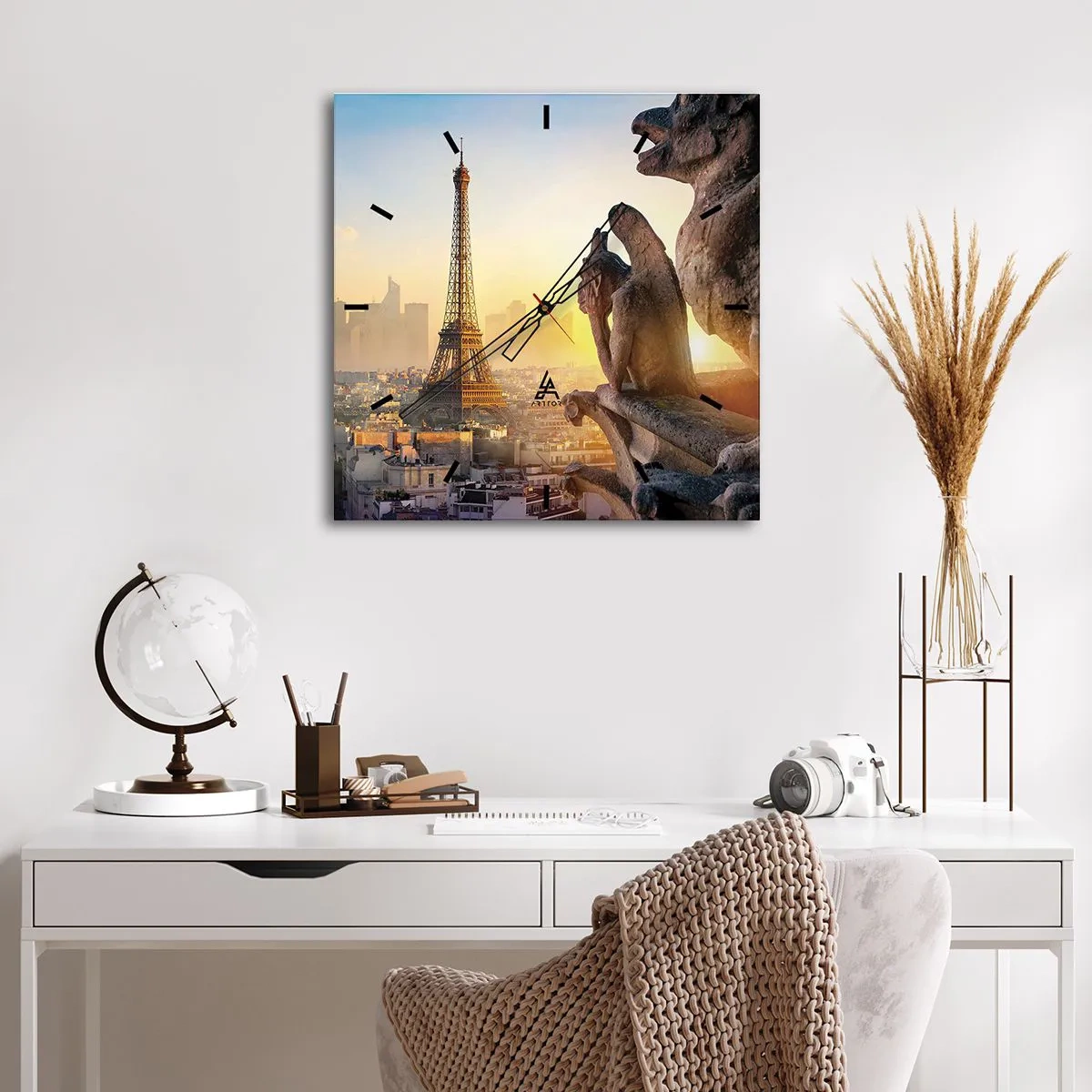 Zegar ścienny - Wiele się zmieniło… - 40x40 cm