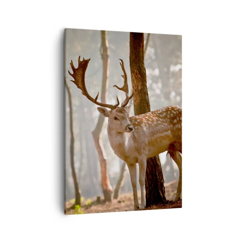 Obraz na płótnie - Jeleń w leśnej mgiełce - 50x70cm - Światło młodości - Nowoczesna dekoracja ścienna do salonu, kuchni i sypialni ARTTOR