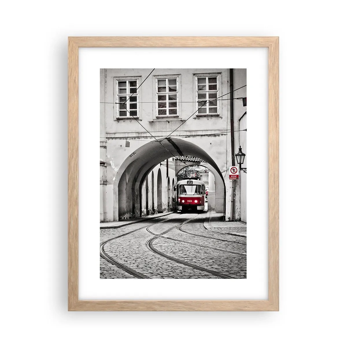 Plakat w ramie jasny dąb - Przez miejski labirynt - 30x40 cm