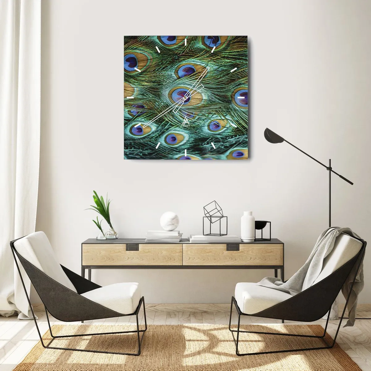 Zegar ścienny - Detale pawich piór w soczystych kolorach - 30x30cm - Pawiookie spojrzenie - Nowoczesna dekoracja ścienna do salonu i sypialni ARTTOR