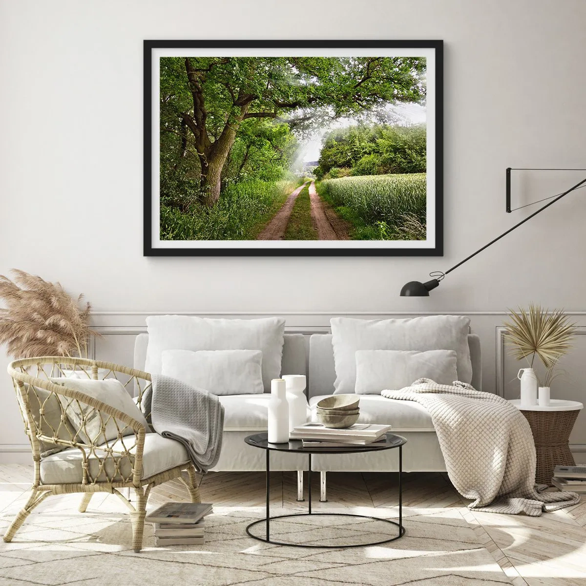 Plakat w czarnej ramie - Polna droga wśród zielonych drzew i promieni słońca - 70x50cm - Et in Arcadia ego - Nowoczesna dekoracja ścienna do salonu i sypialni ARTTOR