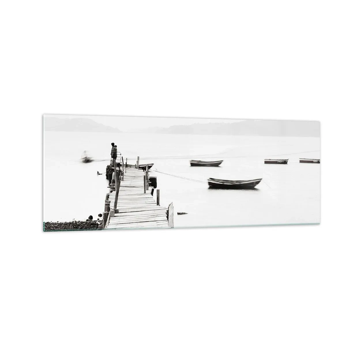 Obraz na szkle - Drewniane molo i łodzie na spokojnej wodzie - 140x50cm - Nad wodą cichą i czystą - Nowoczesna dekoracja ścienna do salonu i sypialni ARTTOR