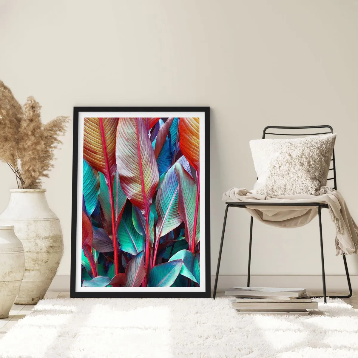 Plakat w czarnej ramie - Kolorowe liście tropikalnej rośliny w nasyconych barwach - 50x70cm - Kolorowy gąszcz - Nowoczesna dekoracja ścienna do salonu i sypialni ARTTOR