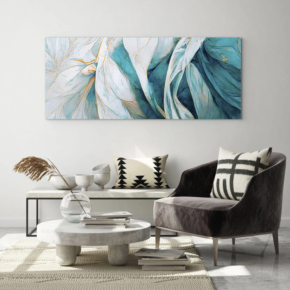 Obraz na szkle - Błękitna abstrakcja z motywem złota - 100x40 cm