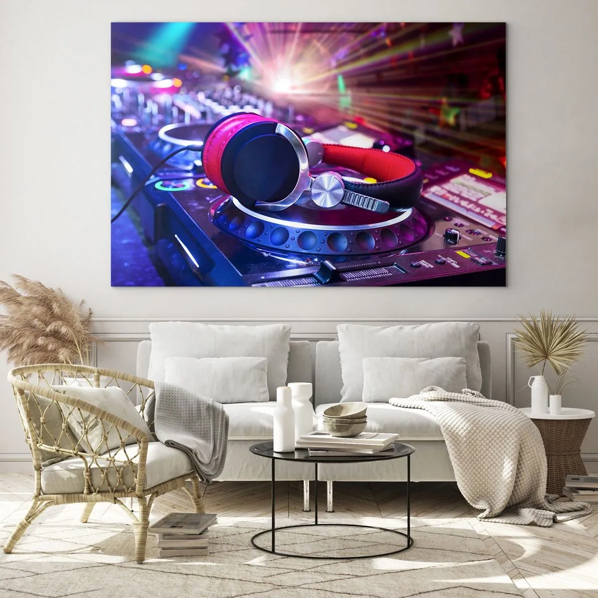Obraz na szkle - Sprzęt DJ z kolorowymi światłami i słuchawkami - 70x50cm - Będzie, będzie się działo - Nowoczesna dekoracja ścienna do salonu i sypialni ARTTOR