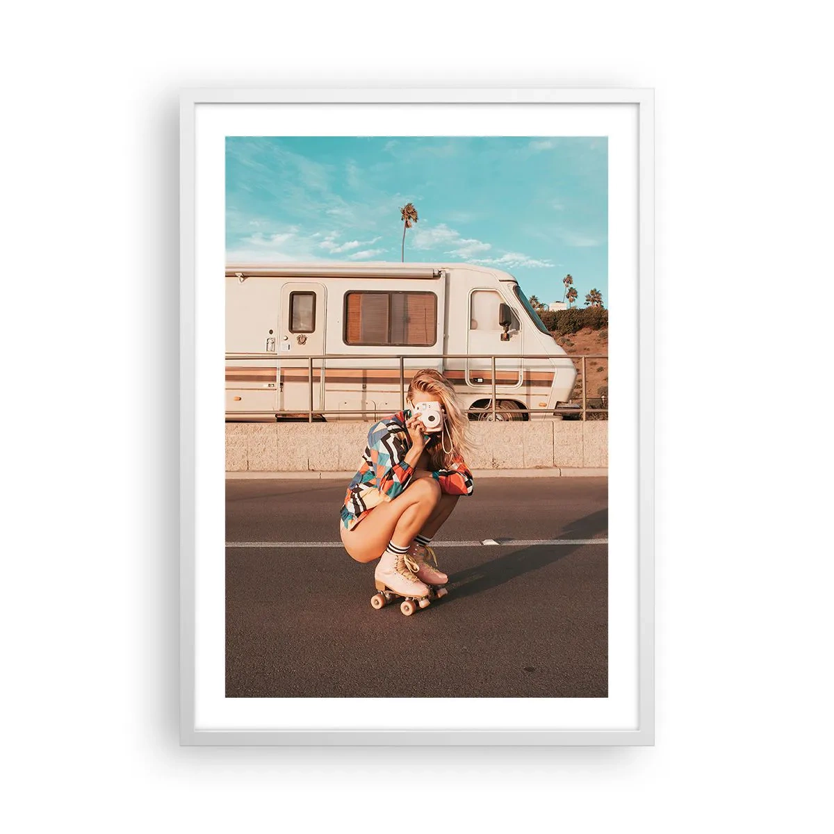 Plakat w białej ramie - Uśmiech, proszę! - 50x70 cm