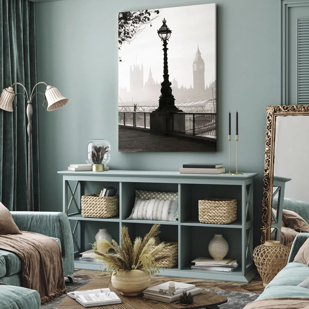Obraz na płótnie - Latarnia na tle mglistych zabytków Londynu - 50x70cm - Londyński poranek - Nowoczesna dekoracja ścienna do salonu, kuchni i sypialni ARTTOR