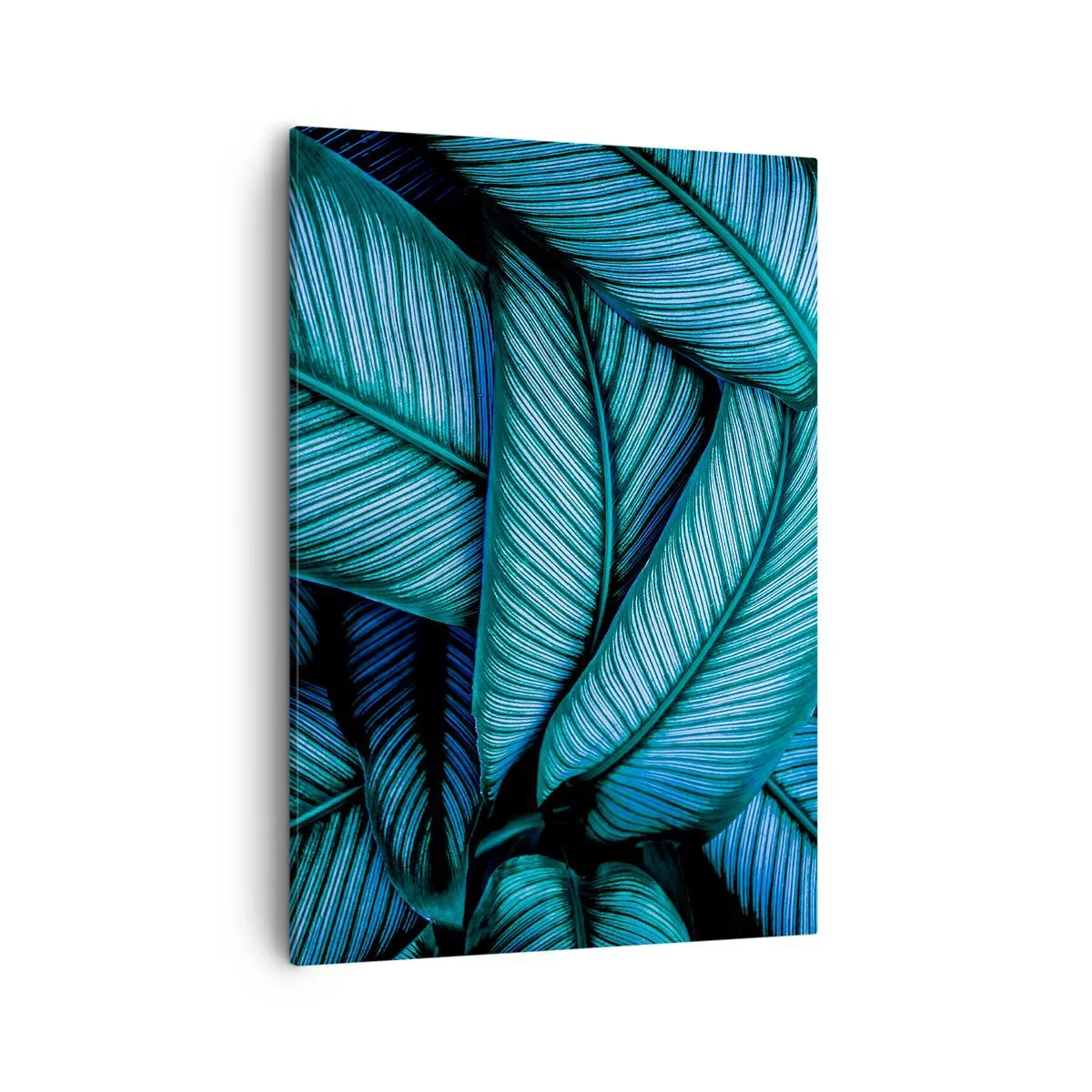 Obraz na płótnie - Detal dużych, niebiesko-zielonych liści o wyrazistej strukturze i dynamicznej formie - 50x70cm - Linie życia - Nowoczesna dekoracja ścienna do salonu, kuchni i sypialni ARTTOR