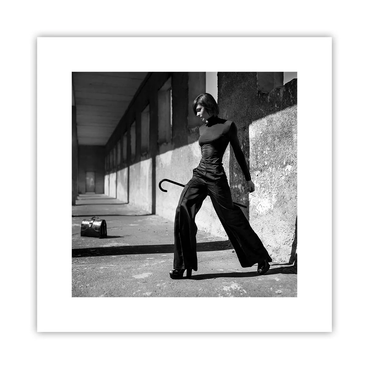 Plakat - Miejska elegancja - 30x30 cm