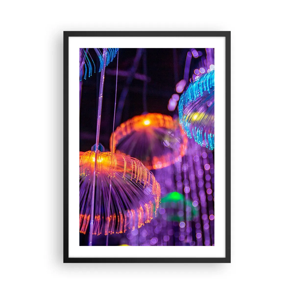 Plakat w czarnej ramie - Kolorowe, futurystyczne meduzy w neonowym świetle - 50x70cm - Świetlna fontanna - Nowoczesna dekoracja ścienna do salonu i sypialni ARTTOR