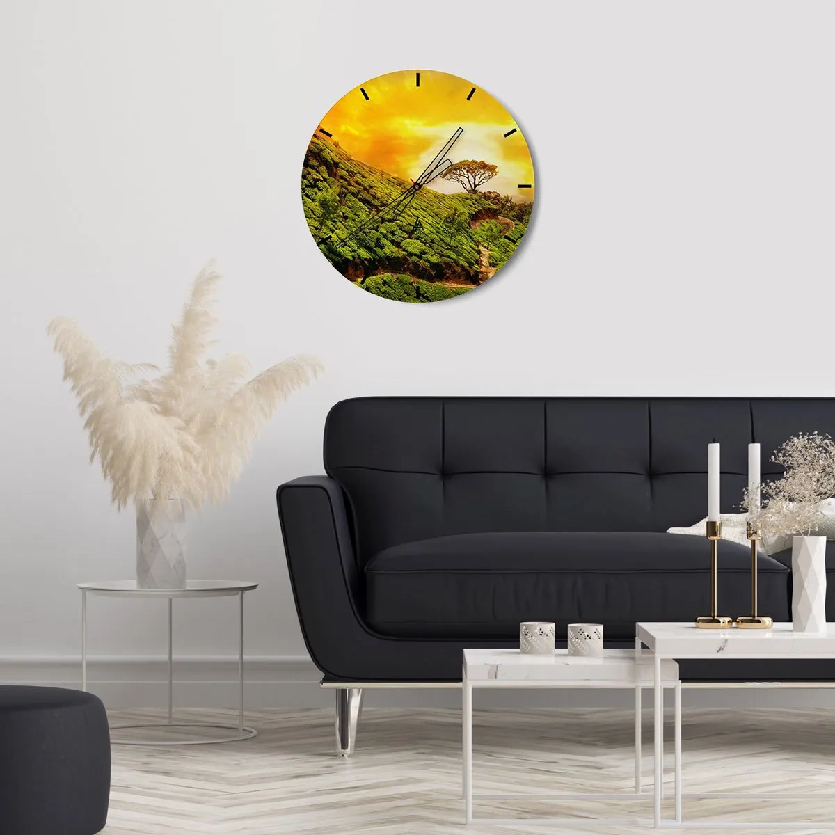 Zegar ścienny - Krętą ścieżką, zielonym zboczem - 40x40 cm