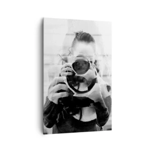 Obraz na płótnie - Czarno-biały portret fotografa z podwójną ekspozycją - 80x120cm - Twórca i tworzywo - Nowoczesna dekoracja ścienna do salonu i sypialni ARTTOR