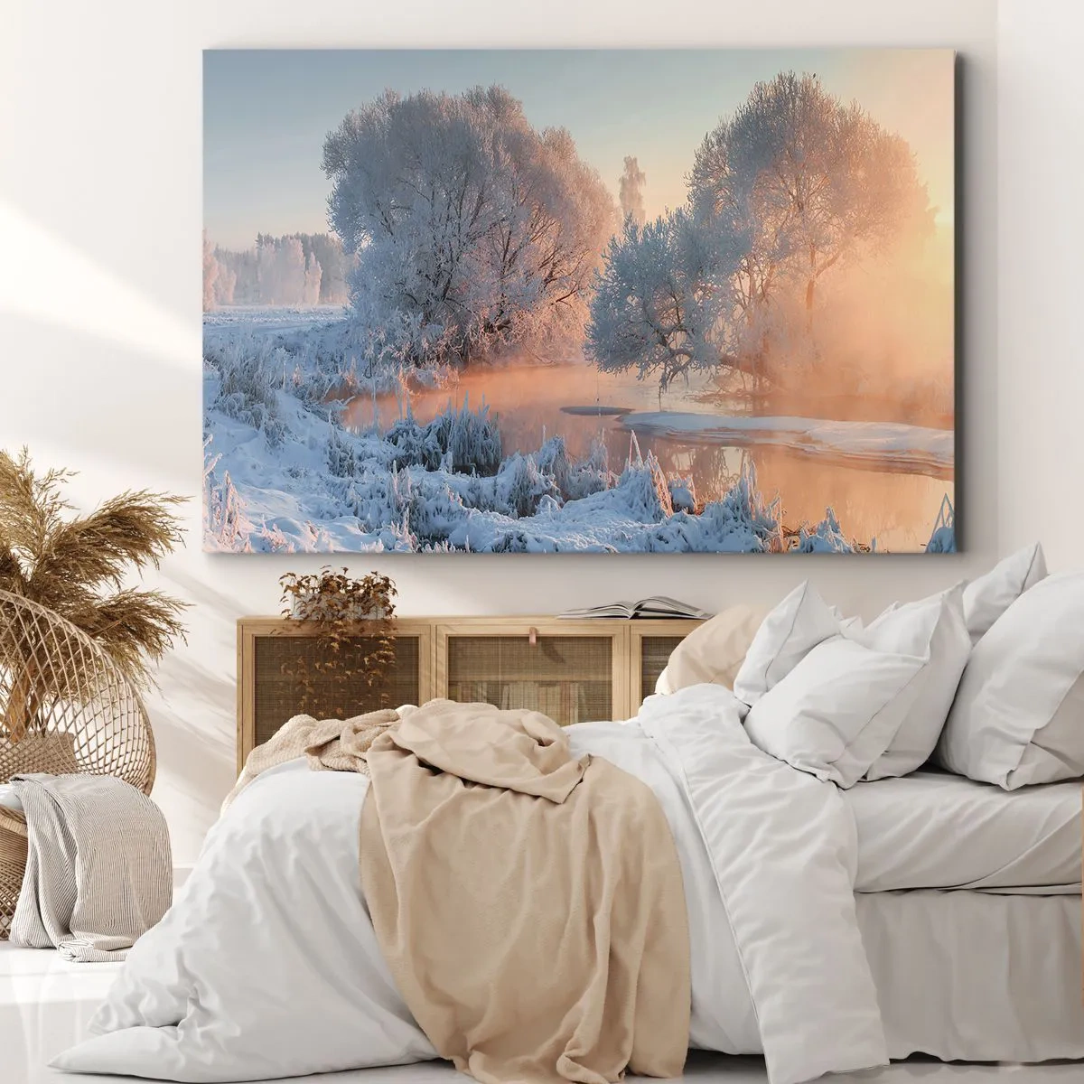Obraz na płótnie - Zimowy krajobraz z ośnieżonymi drzewami i zachodem słońca - 70x50cm - Wszystko w słonecznym lśni krysztale - Nowoczesna dekoracja ścienna do salonu i sypialni ARTTOR