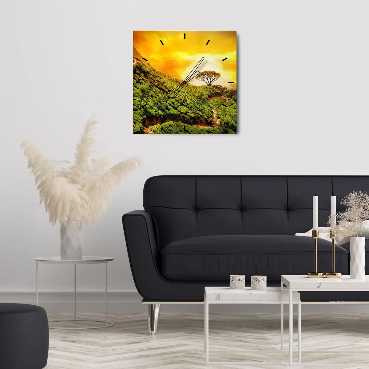 Zegar ścienny - Krętą ścieżką, zielonym zboczem - 40x40 cm